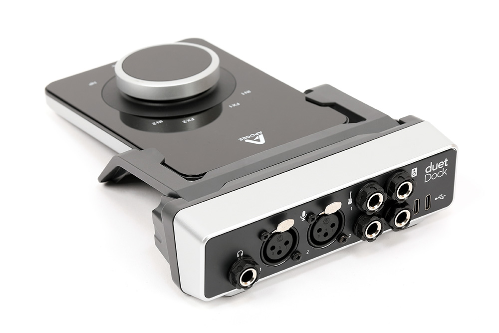 Duet-Dock-Duet-3-Rear-3-quarter.jpeg
